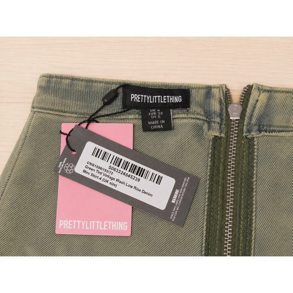 PrettyLittleThing Green Vintage Wash Low Rise Denim Mini Skirt NWT Size US 0